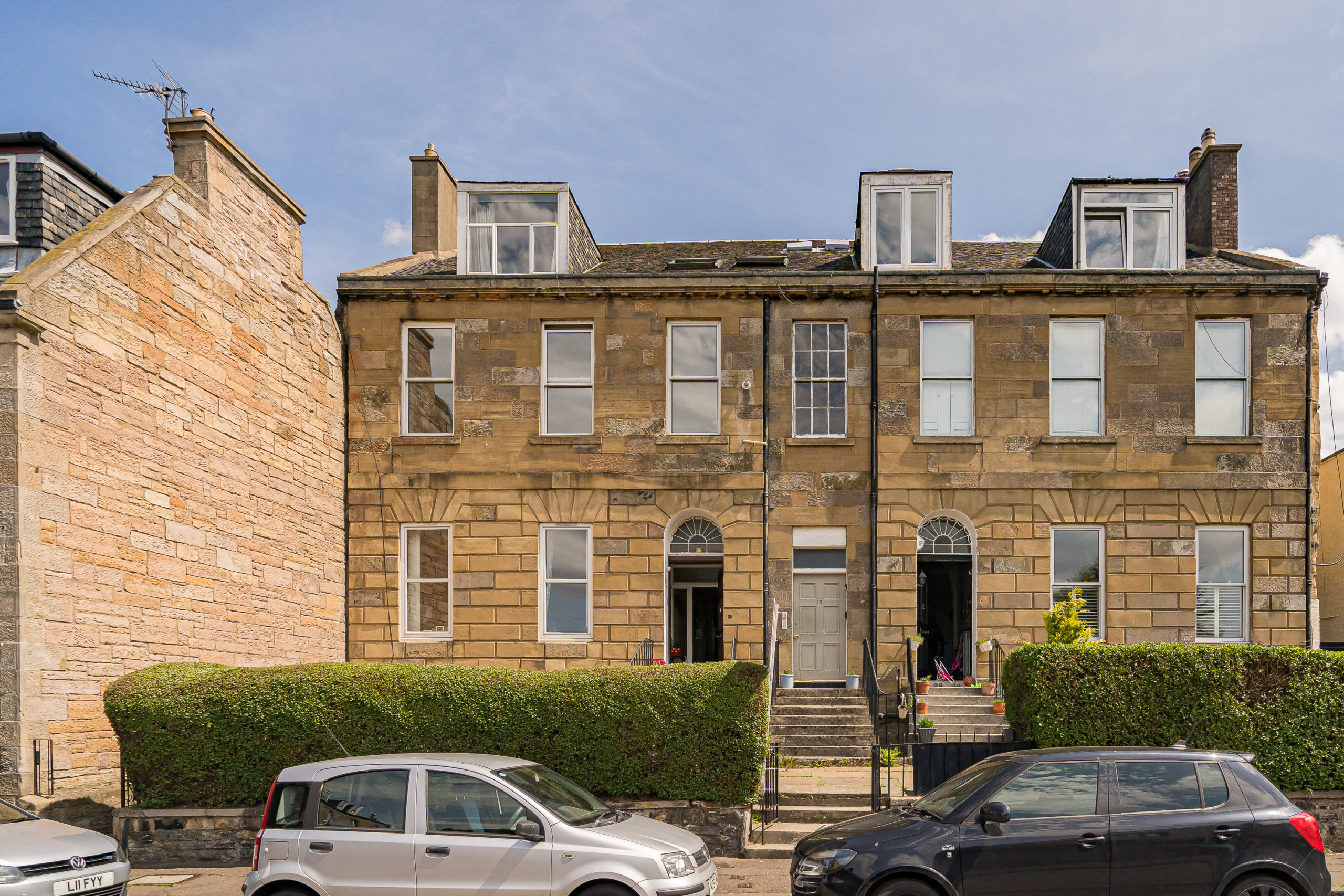 13/1 Pirniefield Place